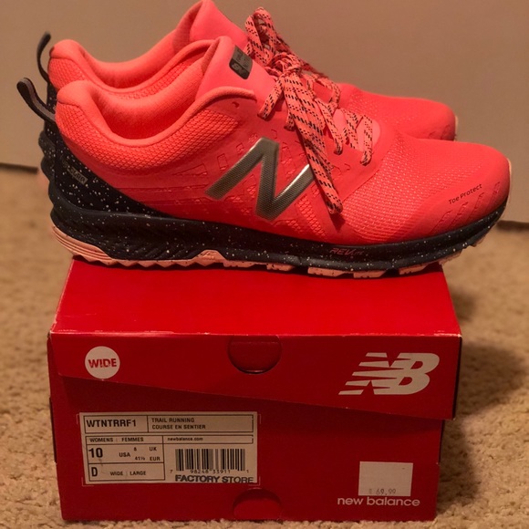 new balance trail running course en sentier